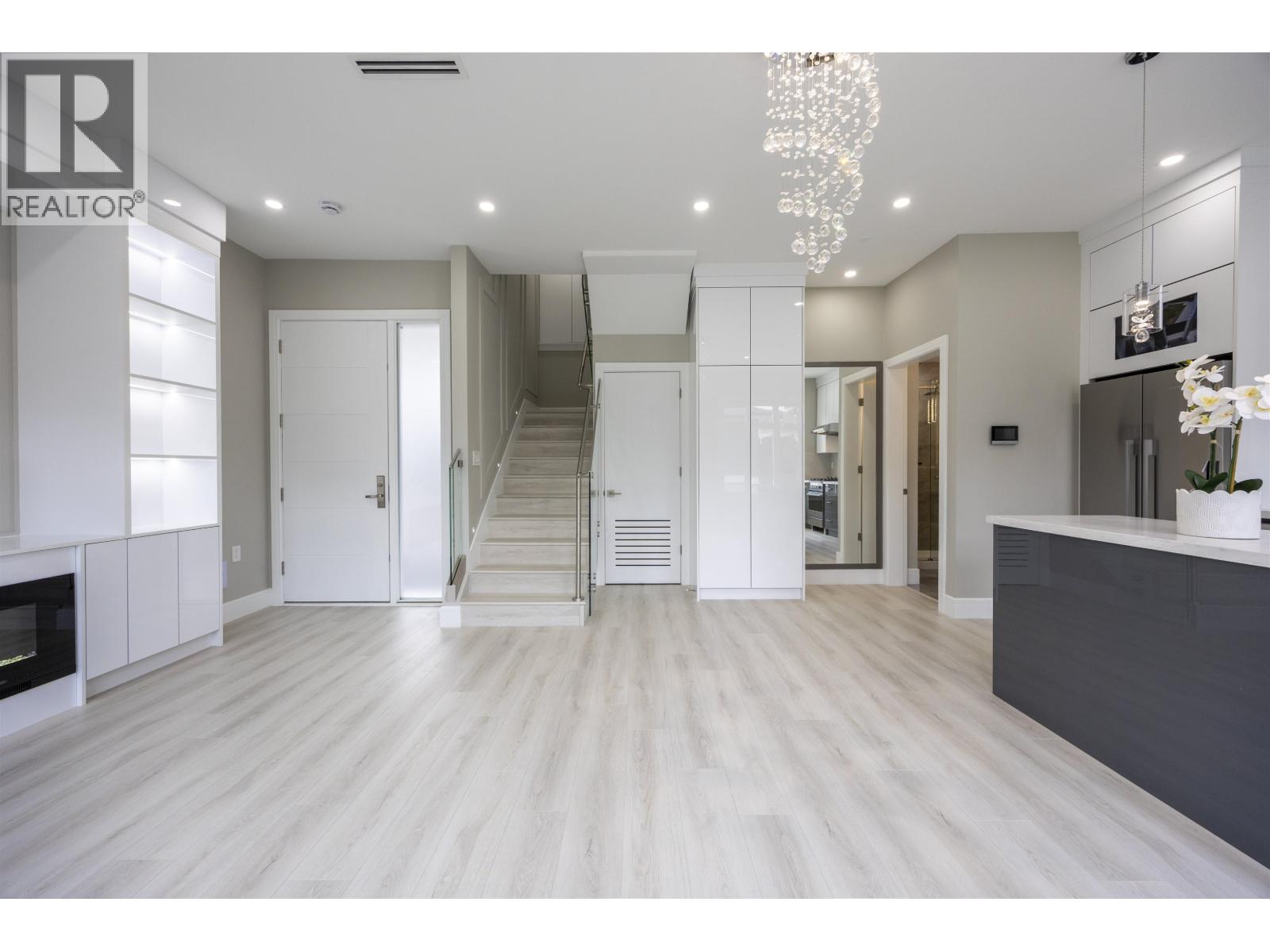 2 5808 Lanark Street, Vancouver, British Columbia  V5P 2Y4 - Photo 9 - R3134316