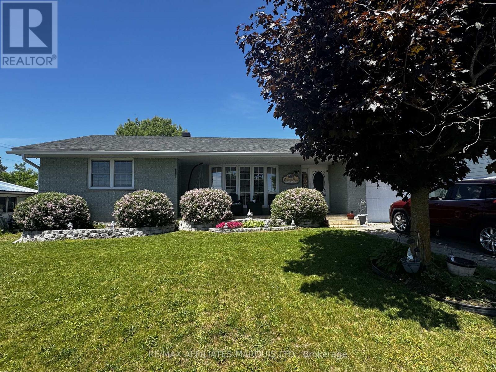 75 Gauthier Street, North Glengarry, Ontario  K0C 1A0 - Photo 2 - X13423520