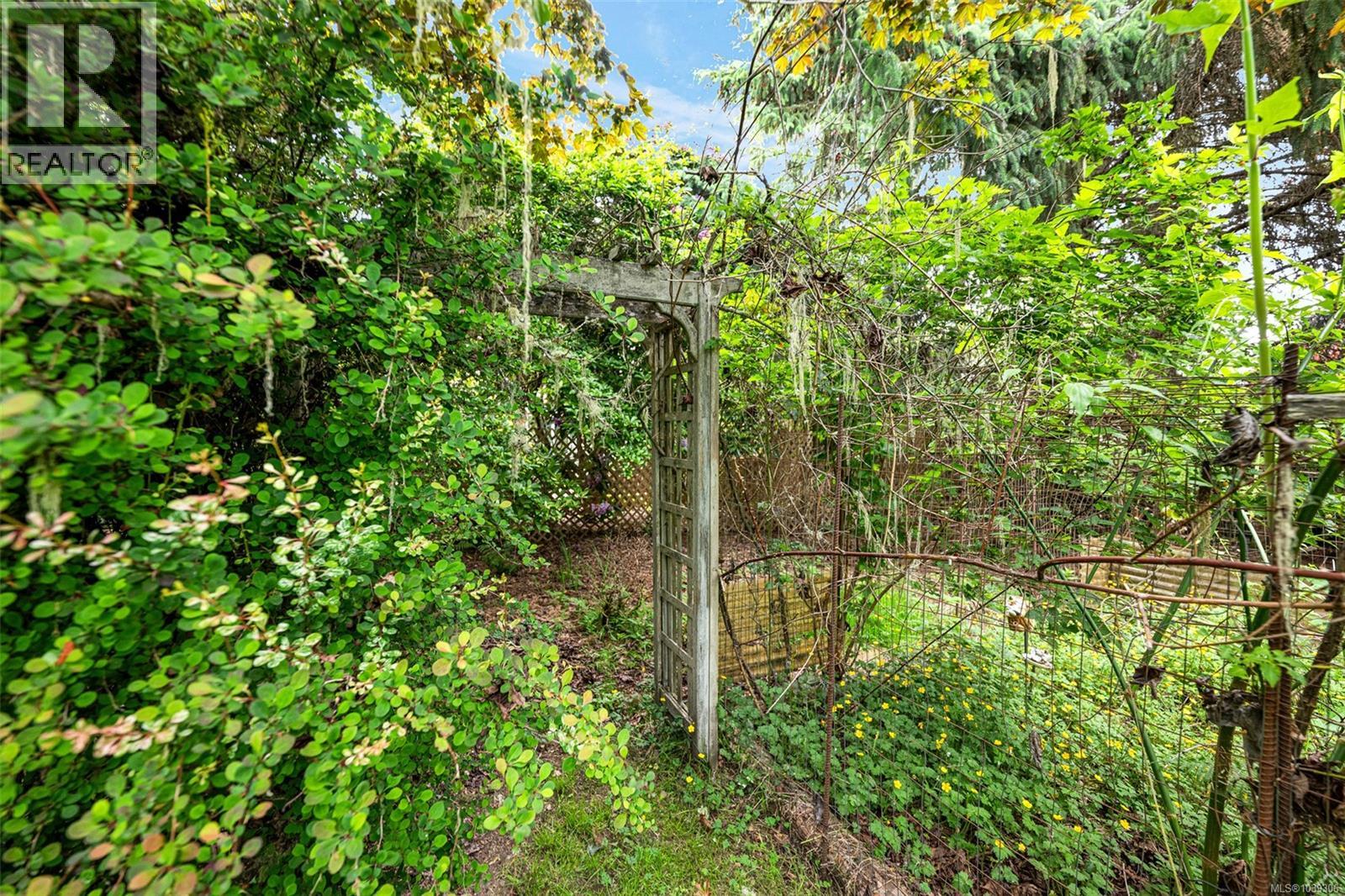 B 7095 Richview Dr, Sooke, British Columbia  V9Z 0T3 - Photo 14 - 1039306