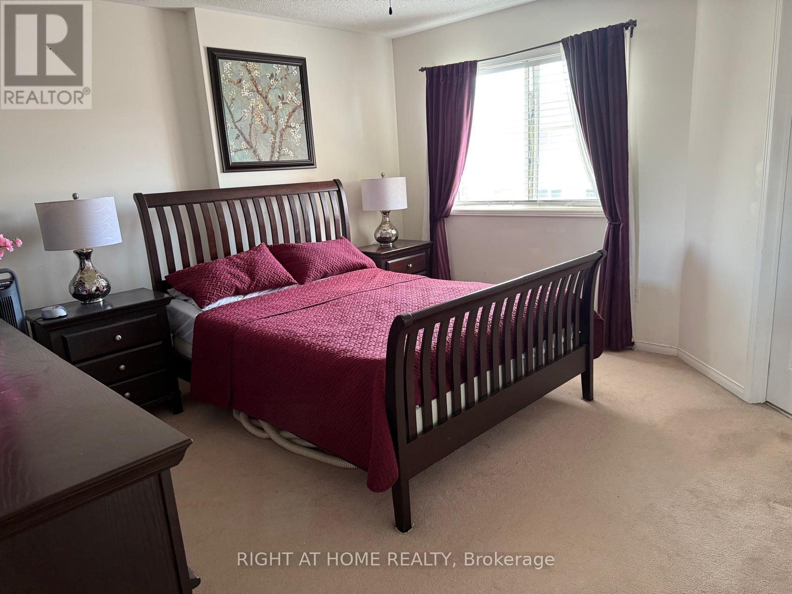 5392 Marblewood Drive, Mississauga, Ontario  L5V 2L9 - Photo 9 - W13423528