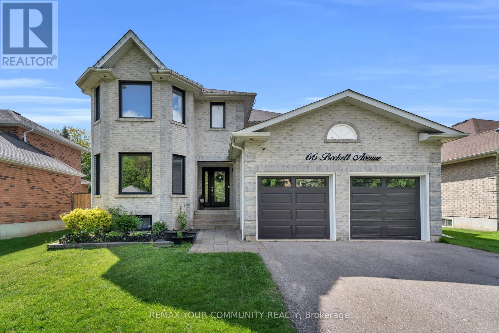 66 Beckett Avenue, East Gwillimbury, Ontario  L9N 1R8 - Photo 2 - N13233378