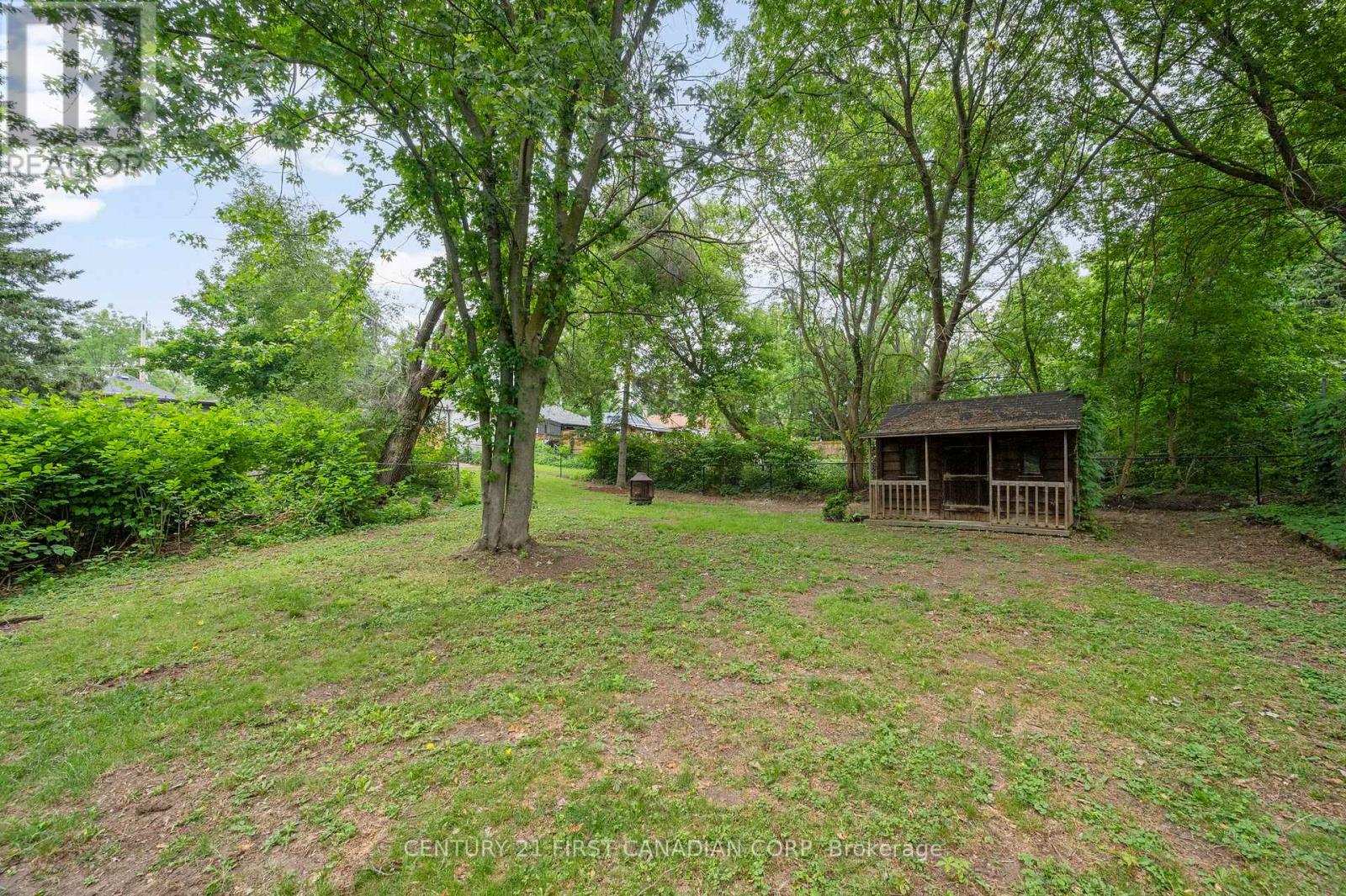 29 Weston Street, London South, Ontario  N6C 1R2 - Photo 33 - X13422650