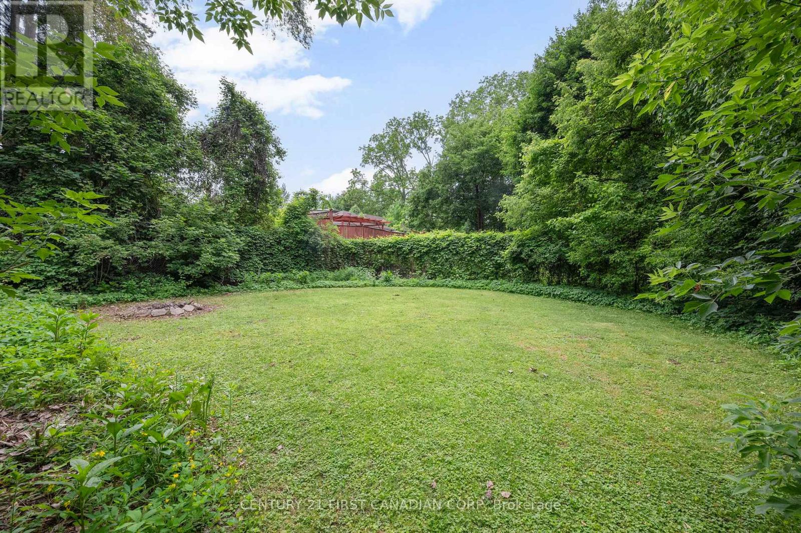 29 Weston Street, London South, Ontario  N6C 1R2 - Photo 36 - X13422650