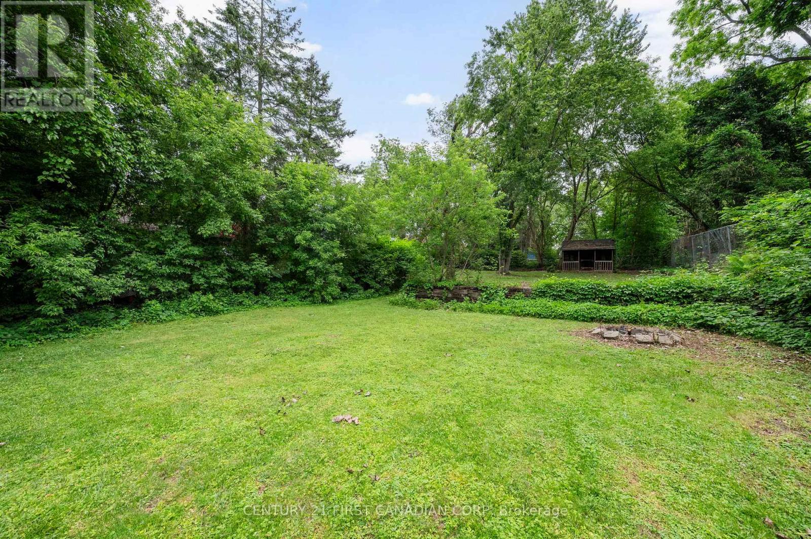 29 Weston Street, London South, Ontario  N6C 1R2 - Photo 37 - X13422650