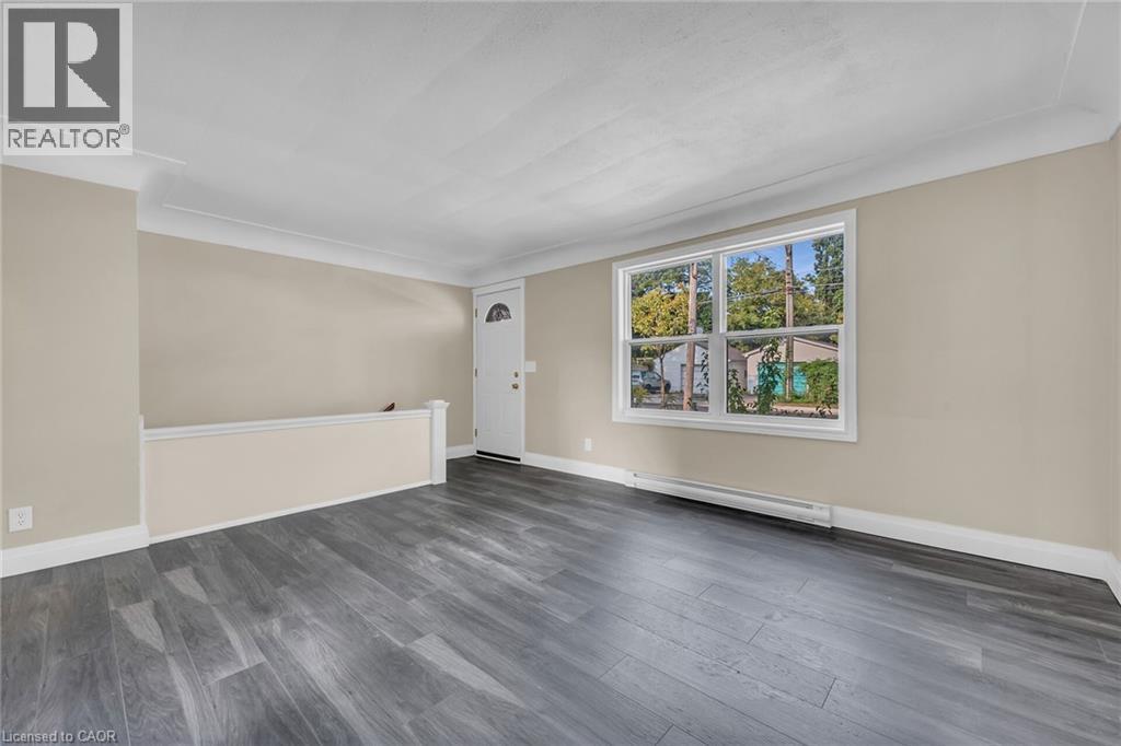 36 Macklin Street N, Hamilton, Ontario  L8S 3S1 - Photo 6 - 40815543