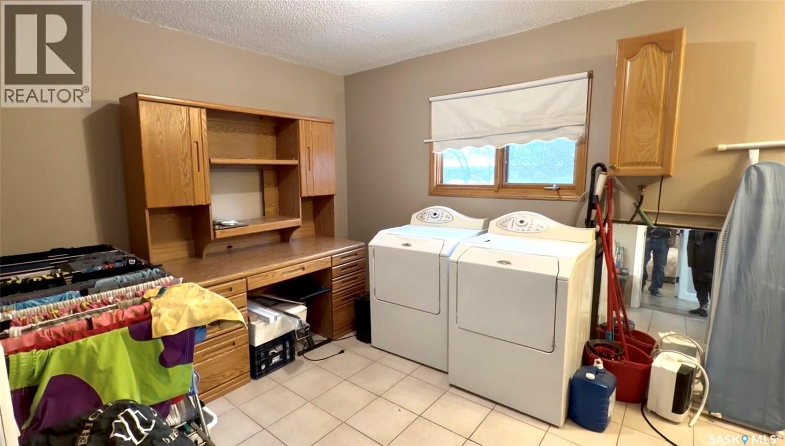 56 Tufts Crescent, Outlook, Saskatchewan  S0L 2N0 - Photo 32 - SK029491