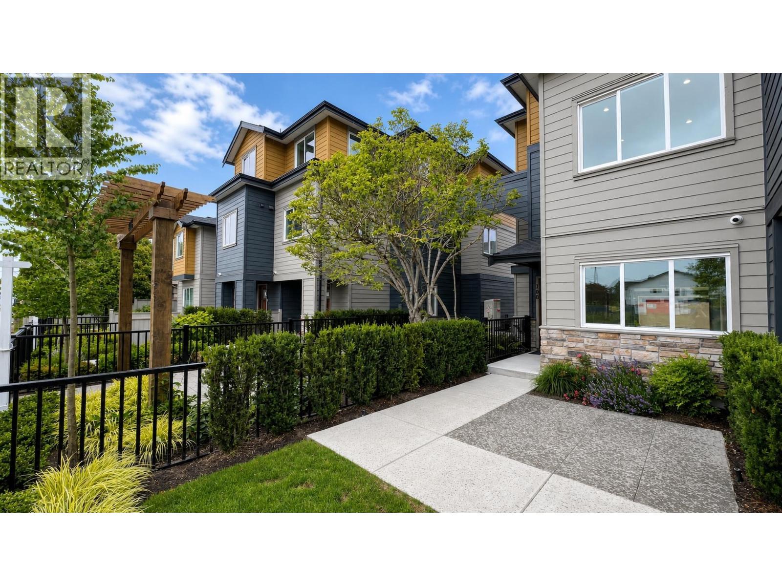 108 8233 Williams Road, Richmond, British Columbia  V7A 1G4 - Photo 2 - R3132828