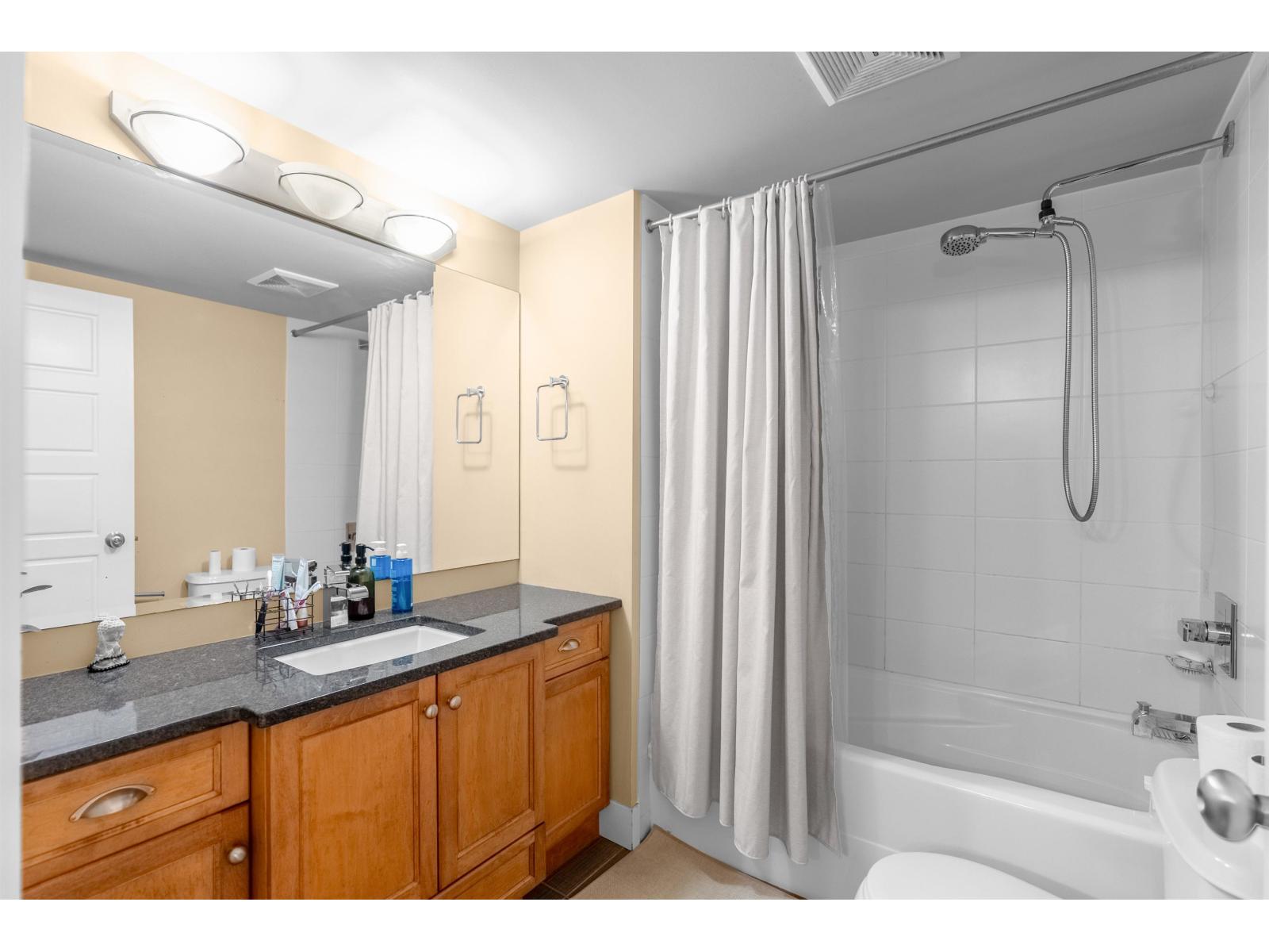 302 30525 Cardinal Avenue, Abbotsford, British Columbia  V2T 0A8 - Photo 15 - R3132539