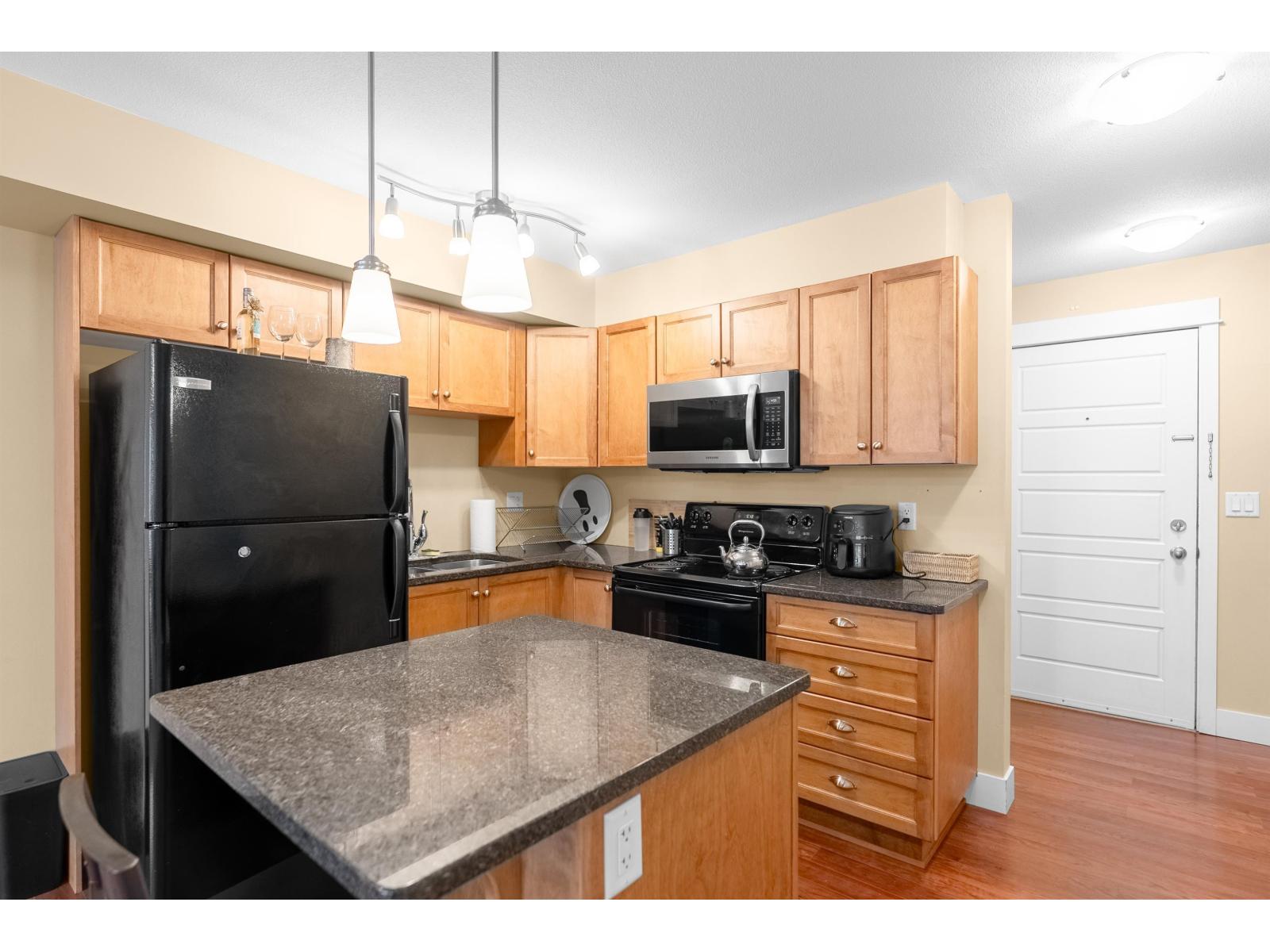 302 30525 Cardinal Avenue, Abbotsford, British Columbia  V2T 0A8 - Photo 9 - R3132539