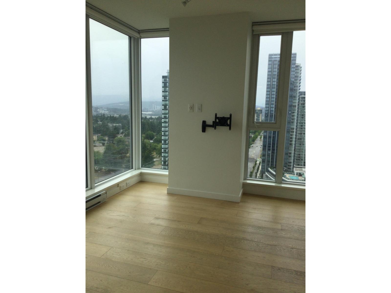 2406 13438 Central Avenue, Surrey, British Columbia  V3T 0N2 - Photo 6 - R3134160