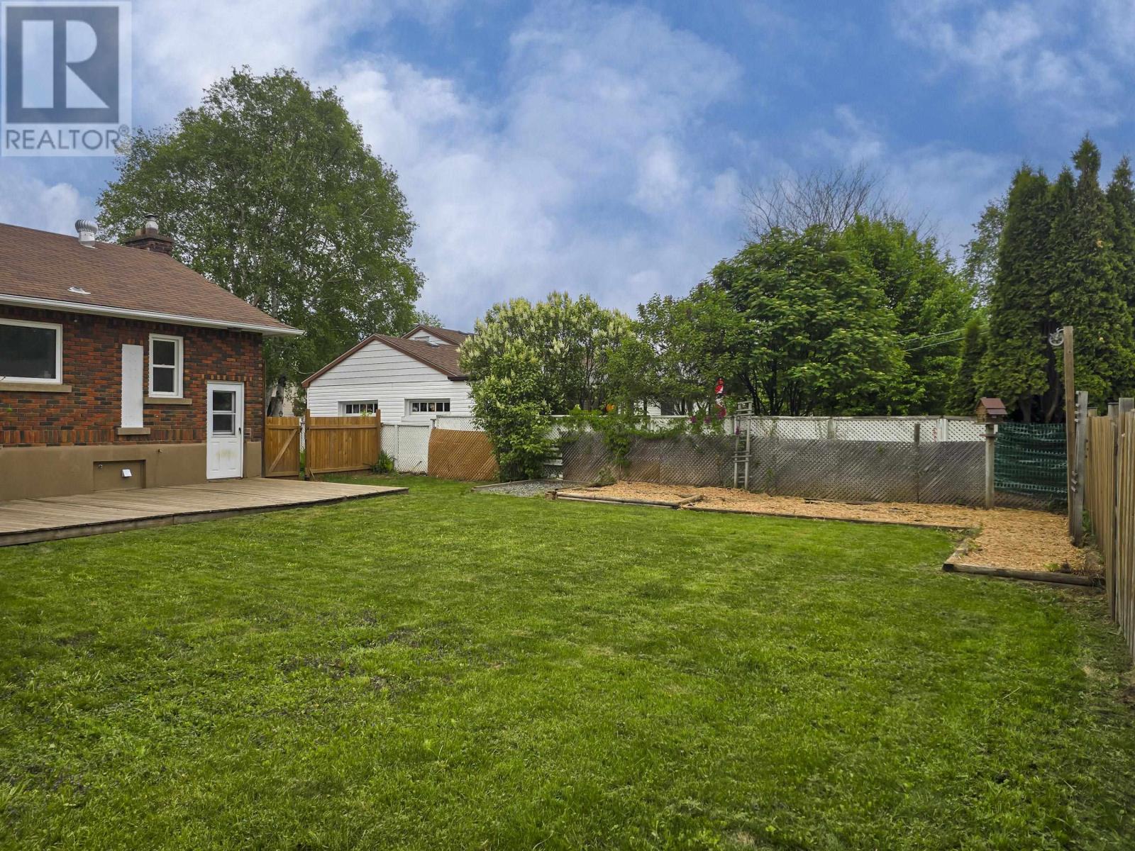 1830 Murray Ave, Thunder Bay, Ontario  P7E 5A8 - Photo 4 - TB2601419