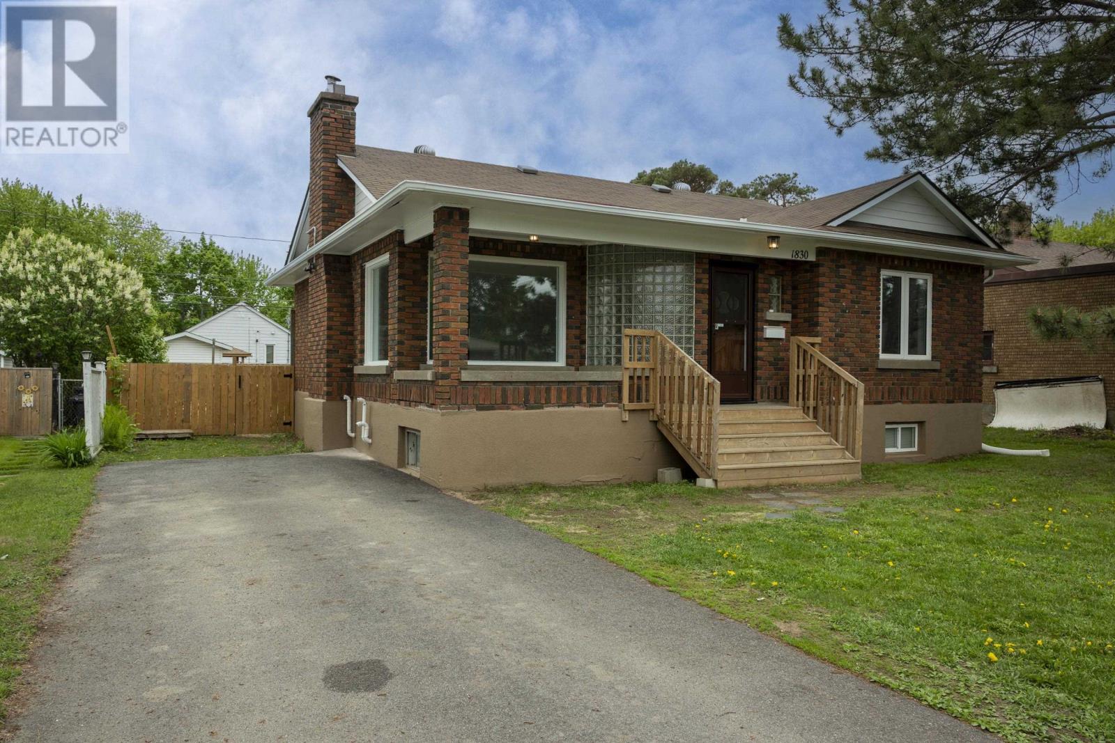 1830 Murray Ave, Thunder Bay, Ontario  P7E 5A8 - Photo 50 - TB2601419