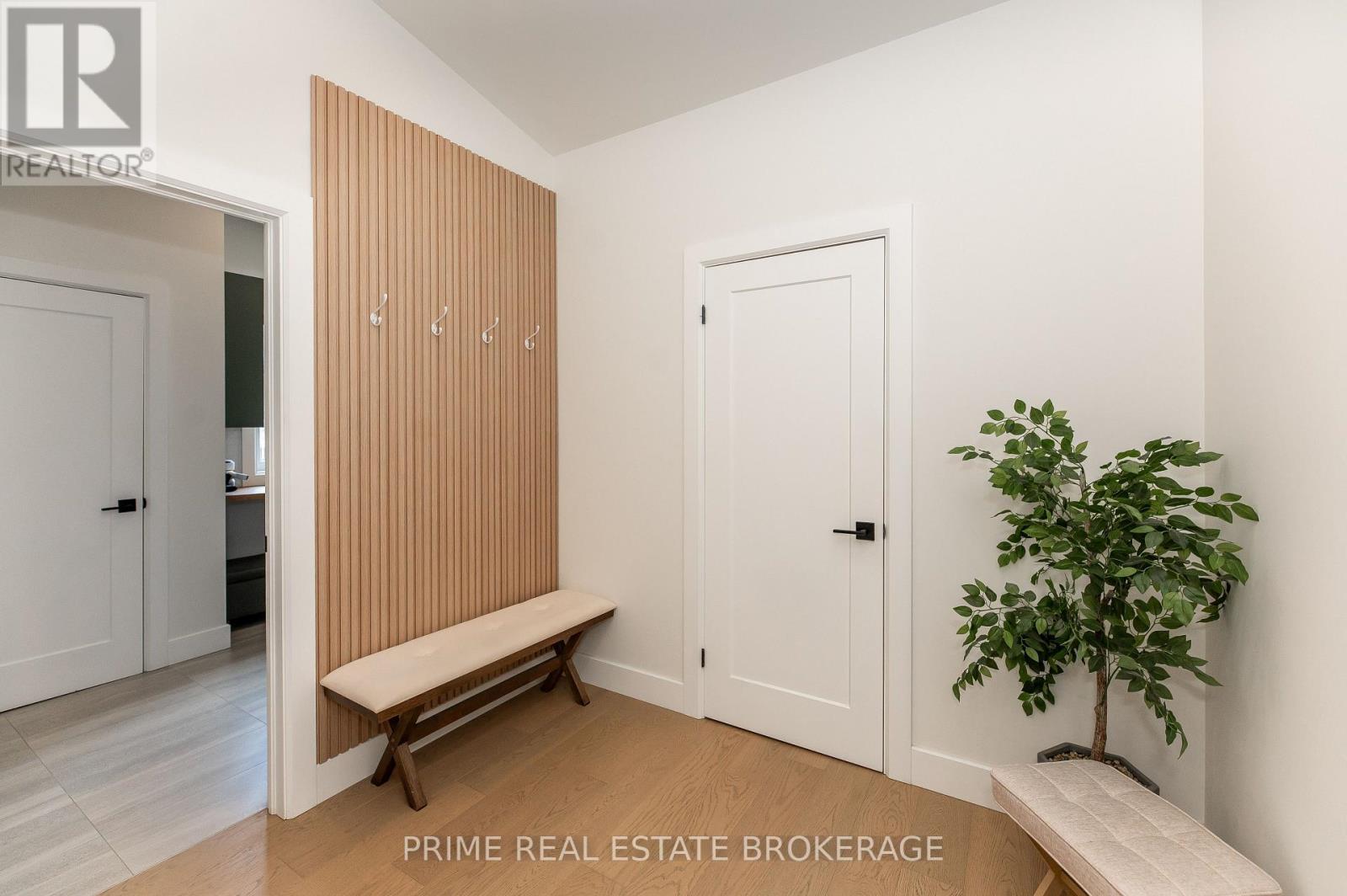 74356 Driftwood Drive, Bluewater, Ontario  N0M 1G0 - Photo 20 - X13038182