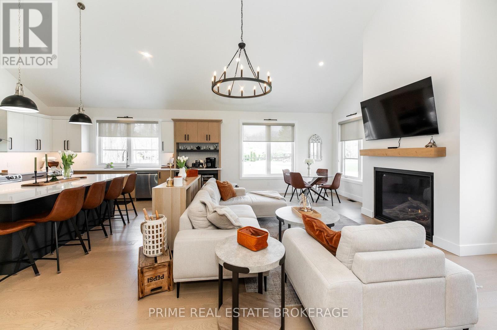 74356 Driftwood Drive, Bluewater, Ontario  N0M 1G0 - Photo 19 - X13038182