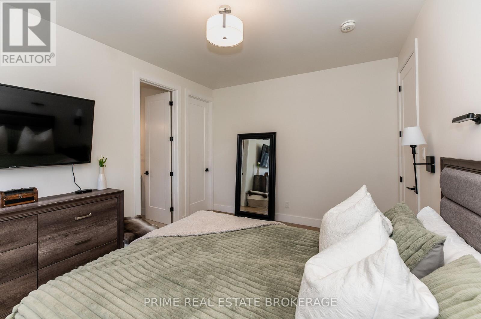 74356 Driftwood Drive, Bluewater, Ontario  N0M 1G0 - Photo 25 - X13038182