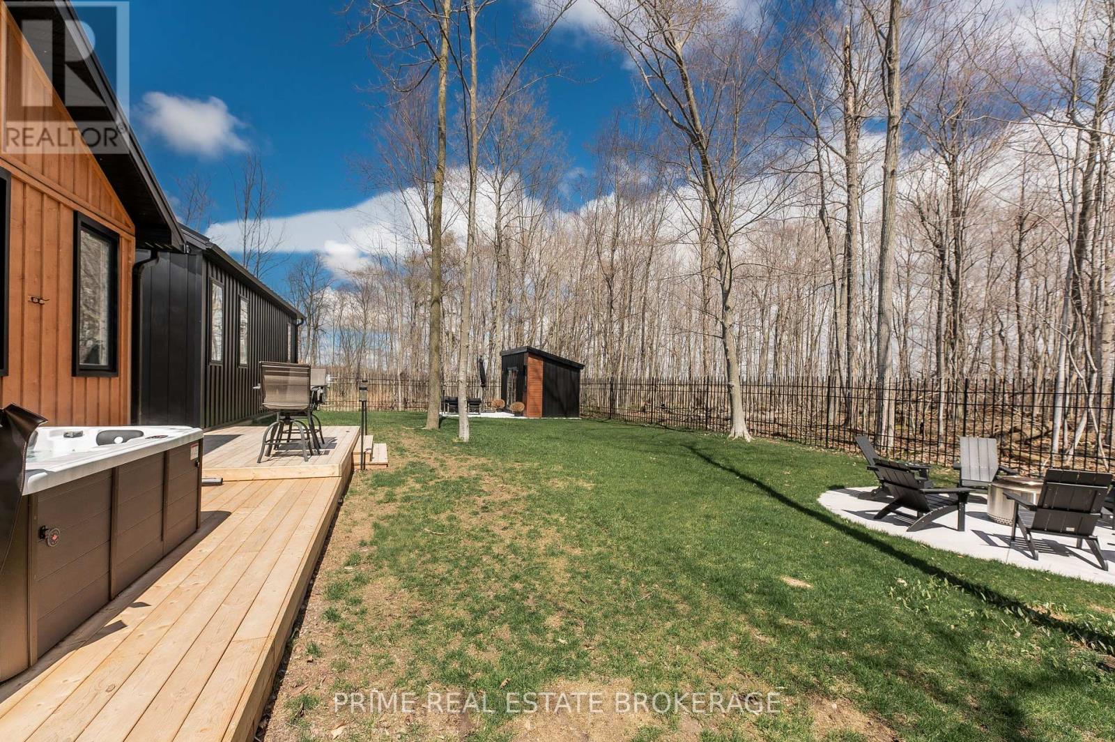 74356 Driftwood Drive, Bluewater, Ontario  N0M 1G0 - Photo 36 - X13038182