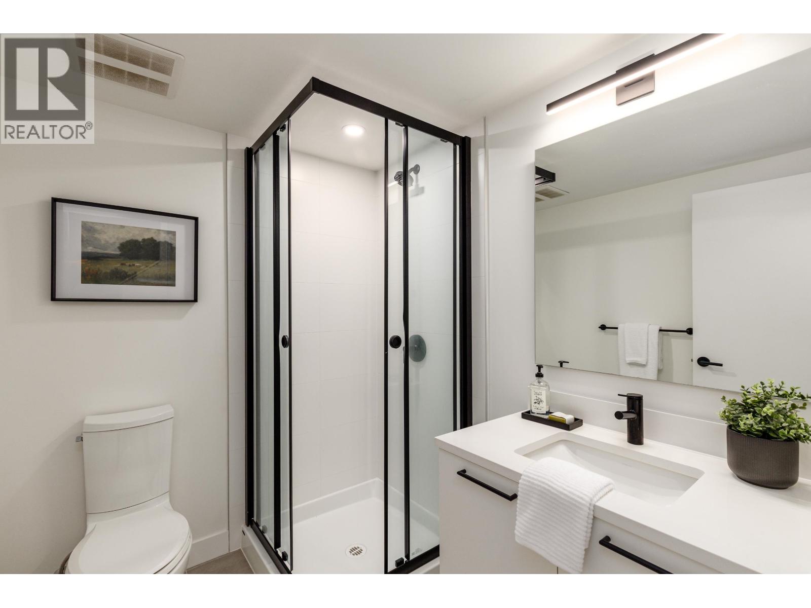 38001 Helm Way, Squamish, British Columbia  V8B 2A1 - Photo 15 - R3134408