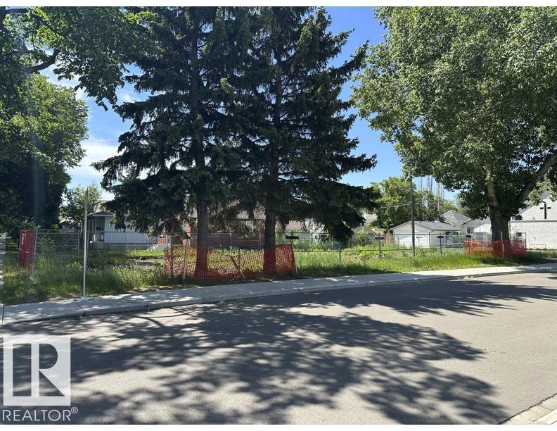 12072 95 St Nw, Edmonton, Alberta  T5G 1M7 - Photo 2 - E4492694