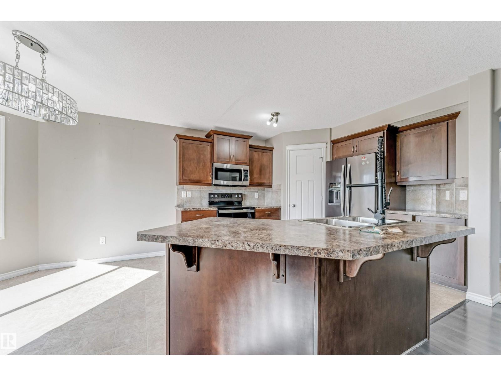 5928 12 Av Sw, Edmonton, Alberta  T6X 0M7 - Photo 32 - E4492695