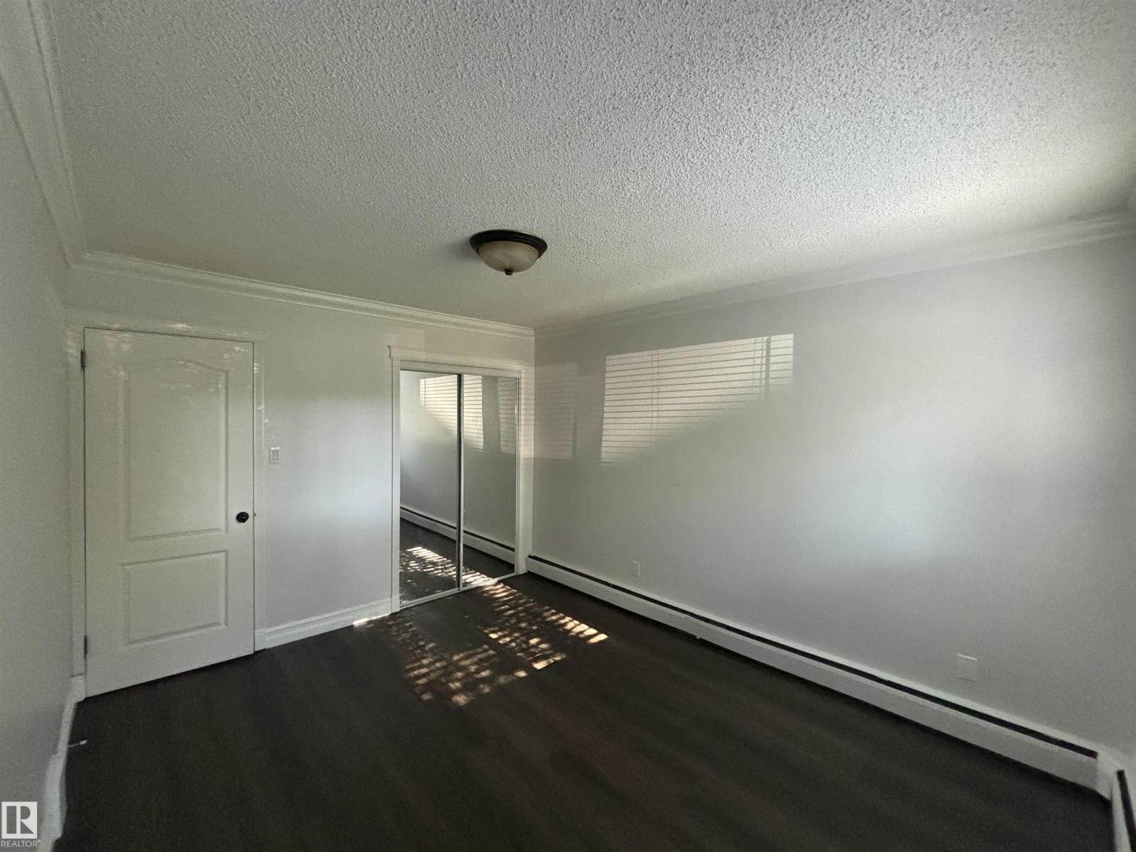 #111 10225 117 St Nw, Edmonton, Alberta T5K 1X7 - Photo 10 - E4480392