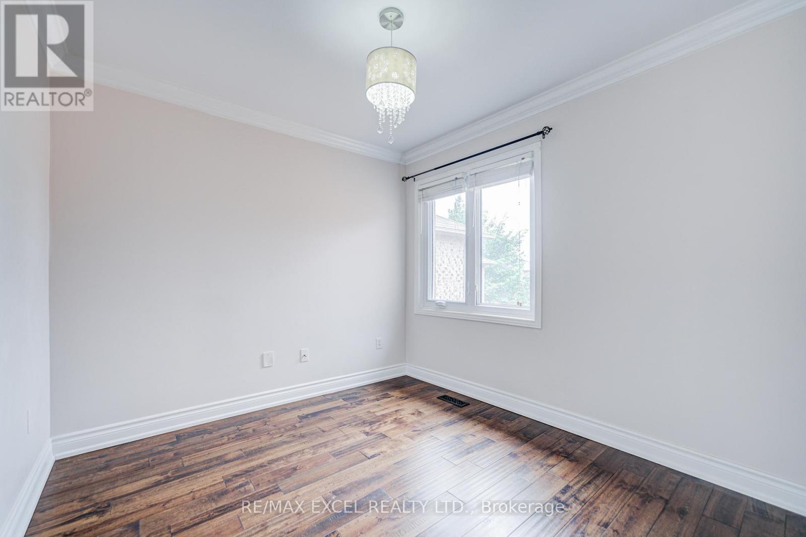 7025 Dunrobin Way, Mississauga, Ontario  L5N 6Y4 - Photo 25 - W13419048