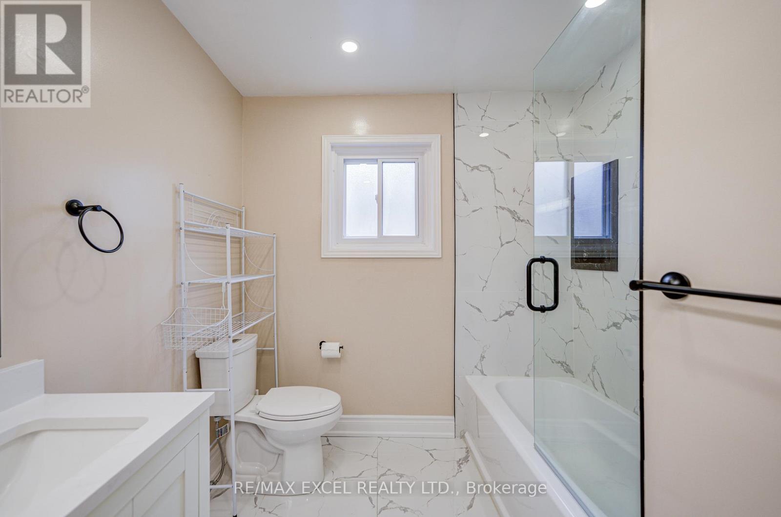 7025 Dunrobin Way, Mississauga, Ontario  L5N 6Y4 - Photo 30 - W13419048