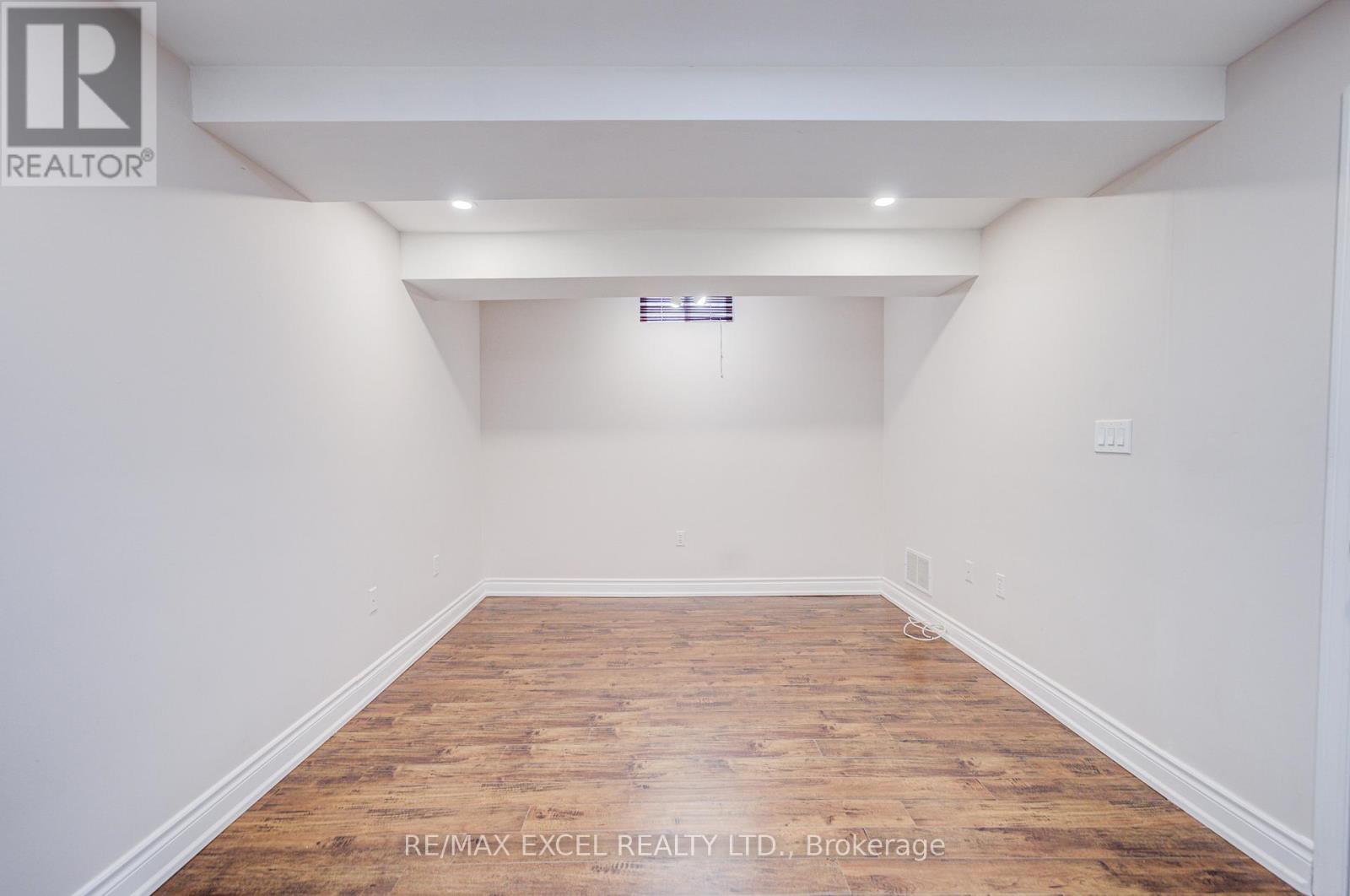 7025 Dunrobin Way, Mississauga, Ontario  L5N 6Y4 - Photo 38 - W13419048