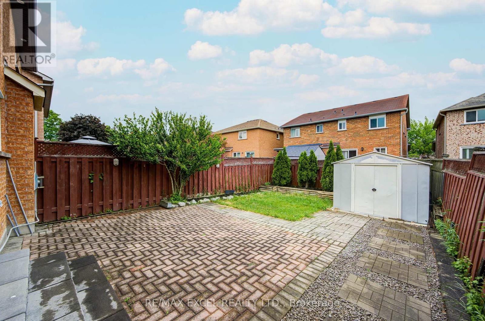 7025 Dunrobin Way, Mississauga, Ontario  L5N 6Y4 - Photo 39 - W13419048