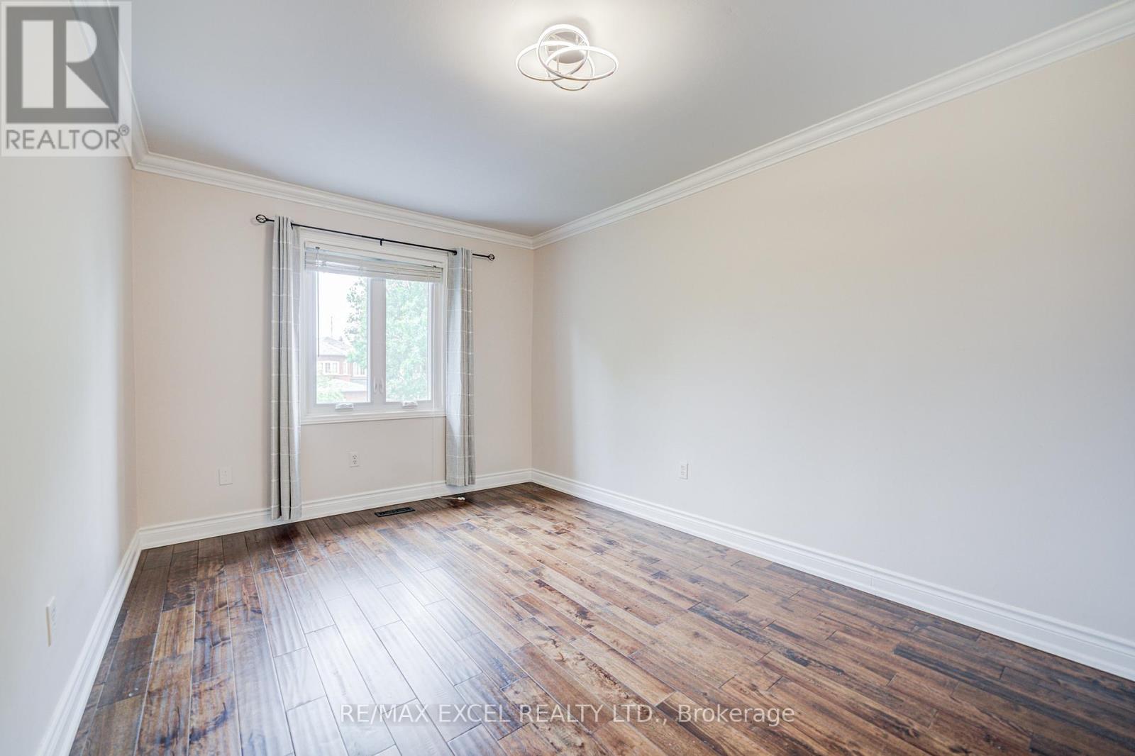 7025 Dunrobin Way, Mississauga, Ontario  L5N 6Y4 - Photo 20 - W13419048