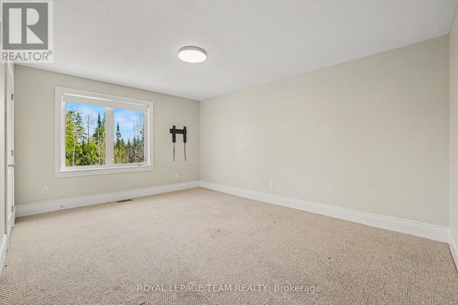 594 Overland Drive, Ottawa, Ontario K2S 0T1 - Photo 31 - X13423572