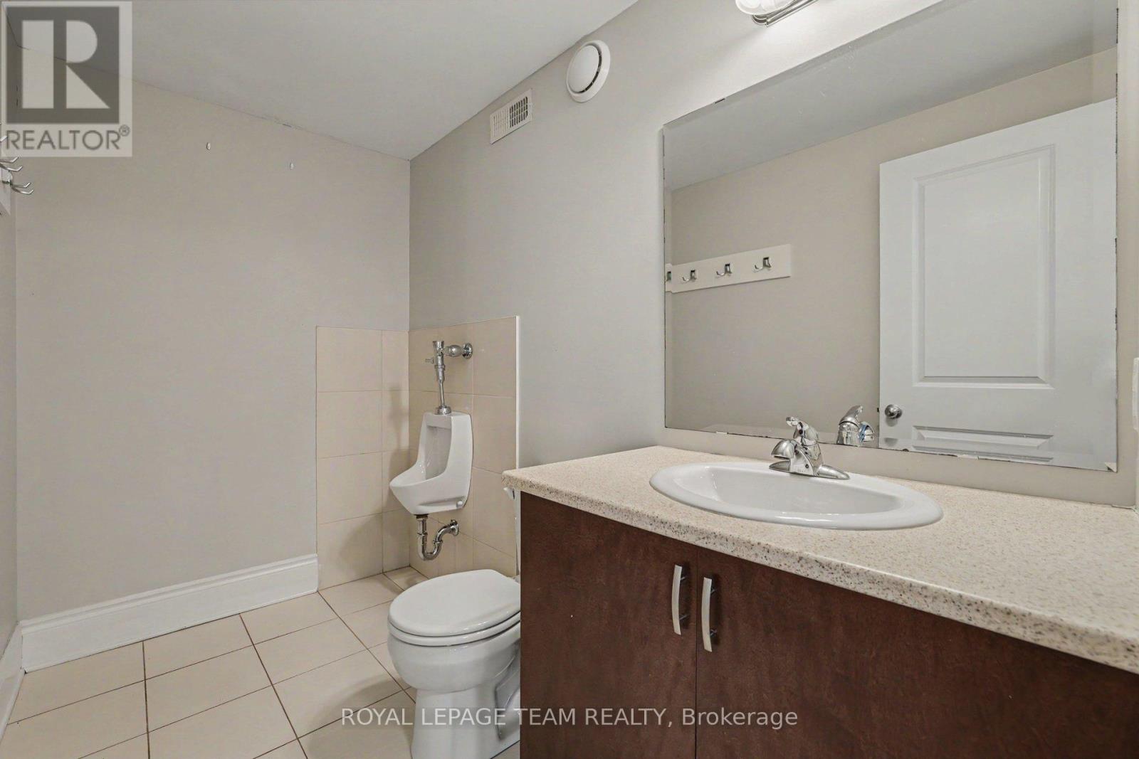 594 Overland Drive, Ottawa, Ontario K2S 0T1 - Photo 33 - X13423572