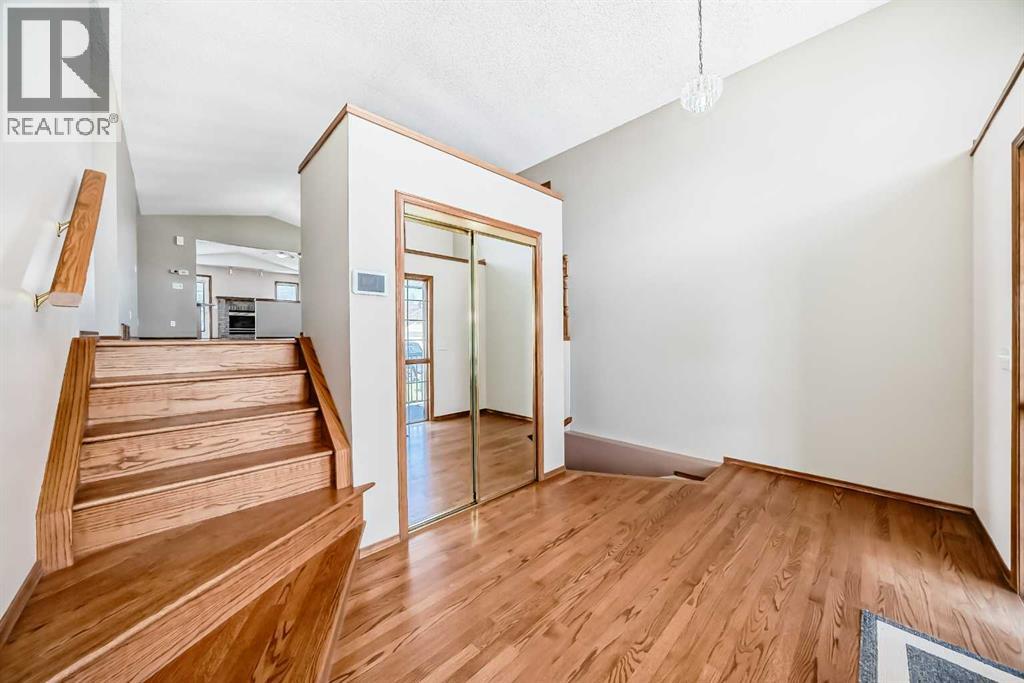 96 Arbour Ridge Way Nw, Calgary, Alberta  T3G 3T1 - Photo 4 - A2318787