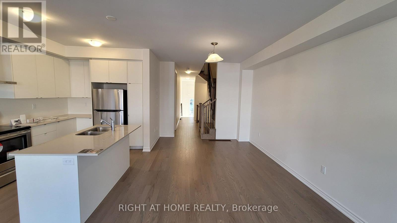 170 Shepherd Drive, Barrie, Ontario  L9J 0P9 - Photo 13 - S13423608
