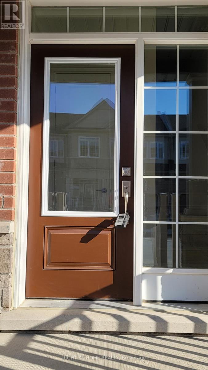 170 Shepherd Drive, Barrie, Ontario  L9J 0P9 - Photo 2 - S13423608