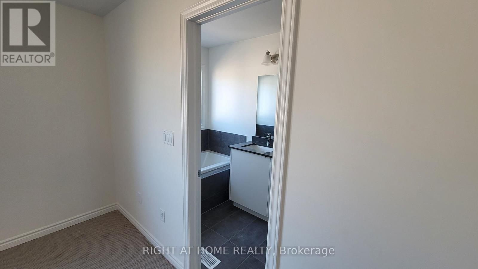 170 Shepherd Drive, Barrie, Ontario  L9J 0P9 - Photo 30 - S13423608