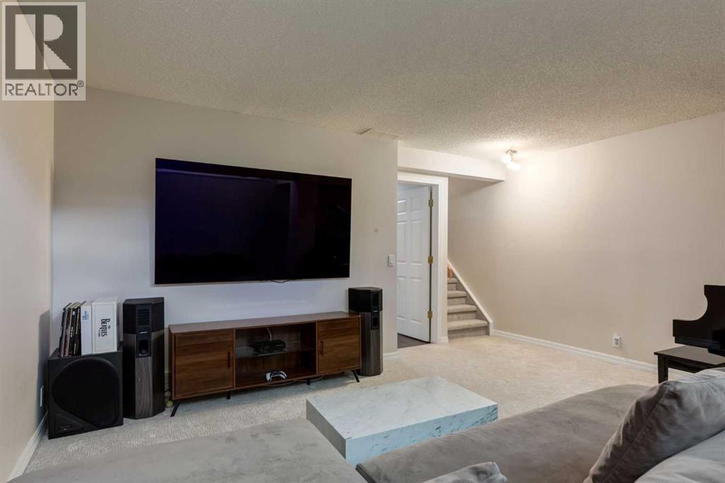 2826 1 Avenue NW, Calgary, Alberta  T2N 0C8 - Photo 32 - A2319227