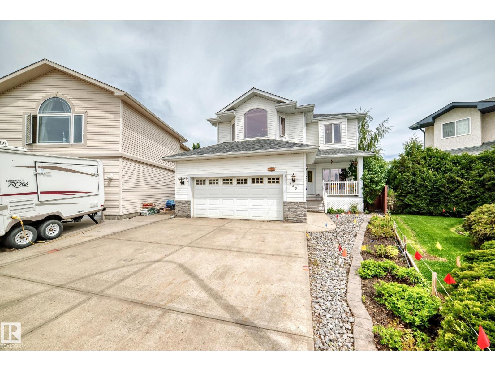 220 KANANASKIS GR, devon, Alberta