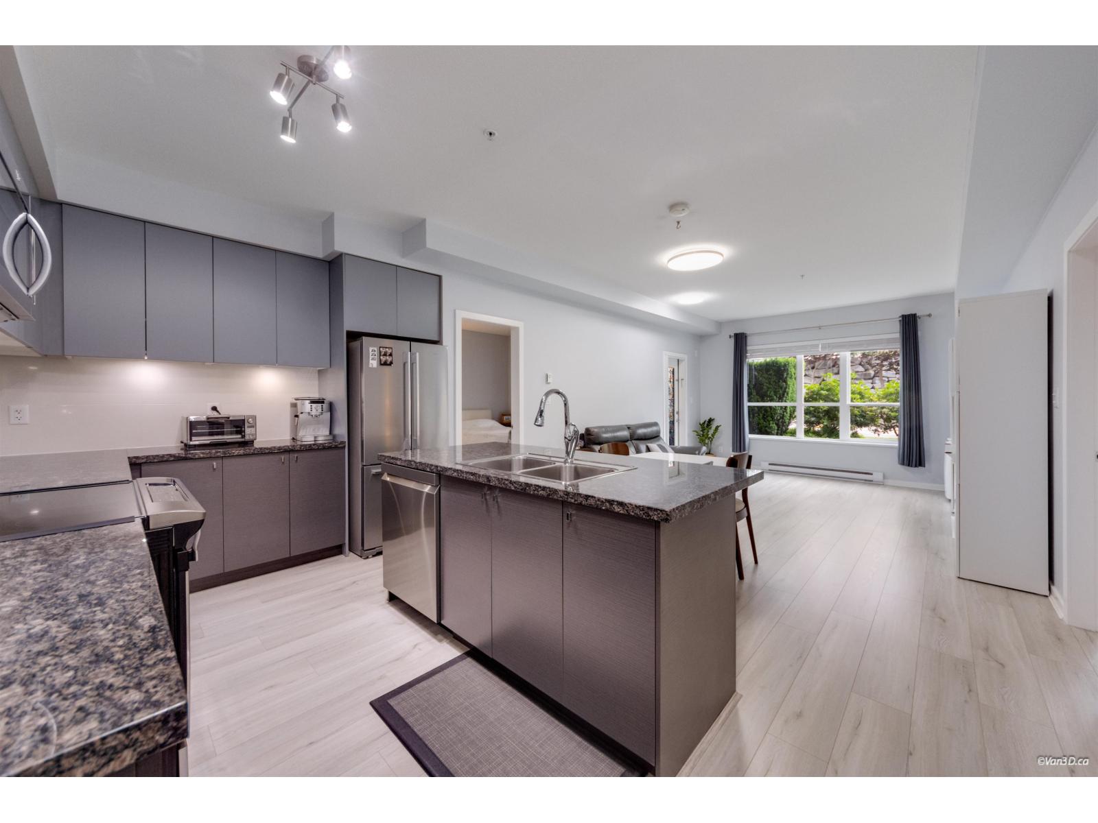 215 6440 194 Street, Surrey, British Columbia  V4N 6J7 - Photo 2 - R3133313