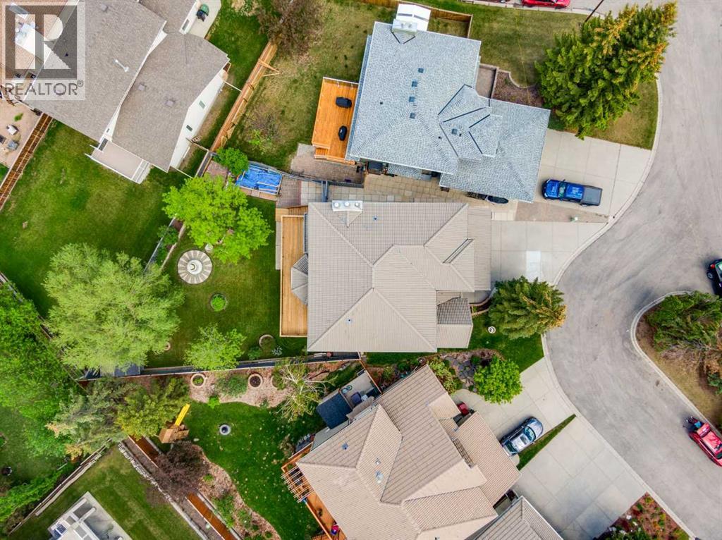 733 Edgebank Place Nw, Calgary, Alberta  T3A 4S2 - Photo 47 - A2318471