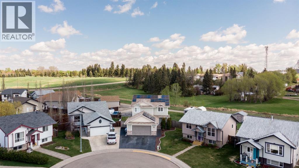 4828 55 Boulevard Close, Innisfail, Alberta  T4G 0A2 - Photo 2 - A2319639