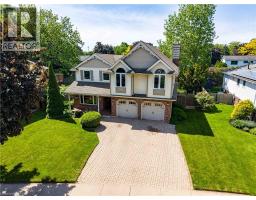 8 CHEVAL Drive, Grimsby, Ontario