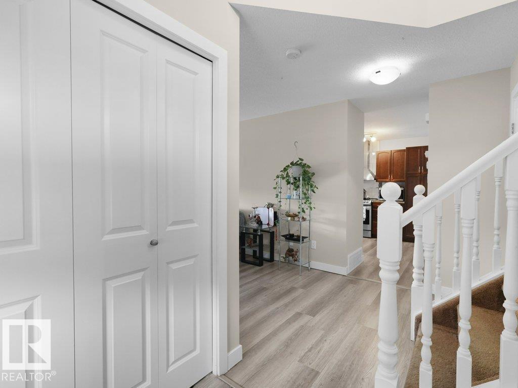 3756 8 St Nw, Edmonton, Alberta  T6T 0S1 - Photo 6 - E4492702