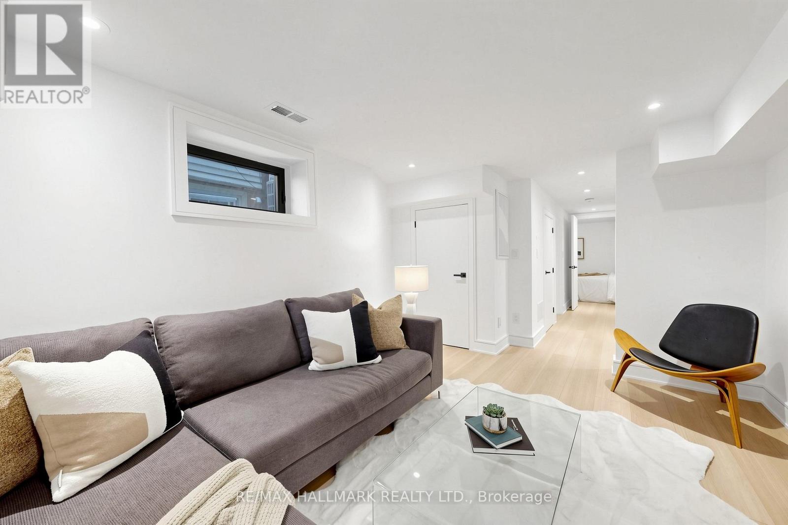 207 Victor Avenue, Toronto, Ontario  M4K 1B3 - Photo 35 - E13423624