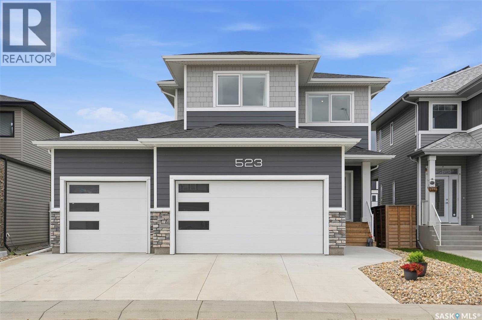 523 Bolstad TURN, Saskatoon, Saskatchewan