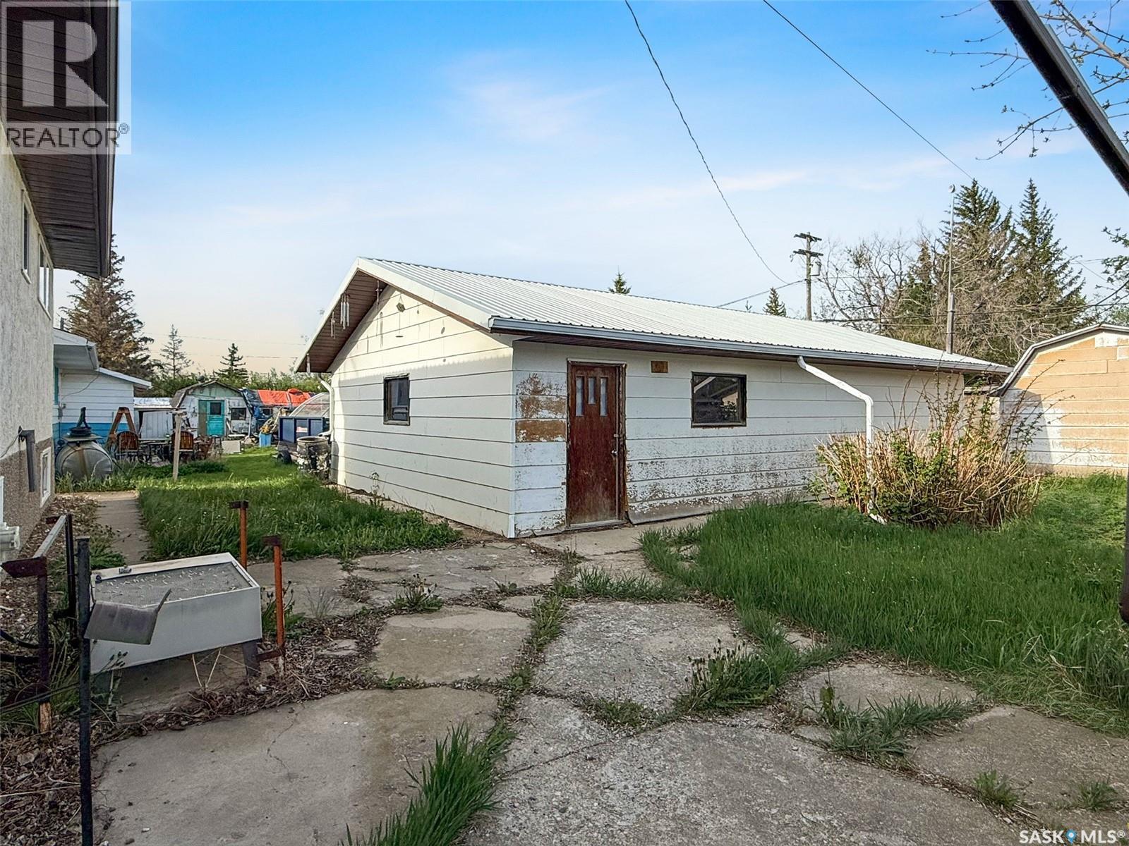 3167 Rutland Avenue, Gull Lake, Saskatchewan  S0N 1A0 - Photo 33 - SK038871