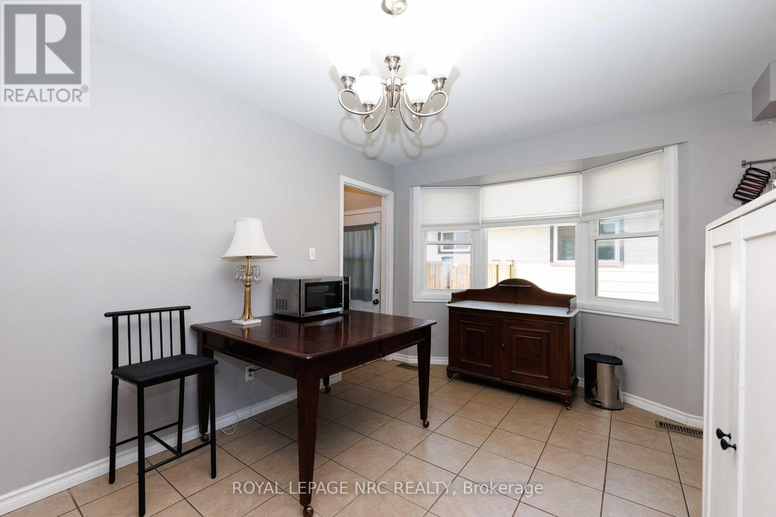 6128 Strohan Street, Niagara Falls, Ontario  L2J 3J4 - Photo 16 - X13423656