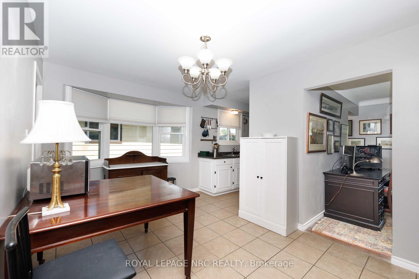6128 Strohan Street, Niagara Falls, Ontario  L2J 3J4 - Photo 17 - X13423656