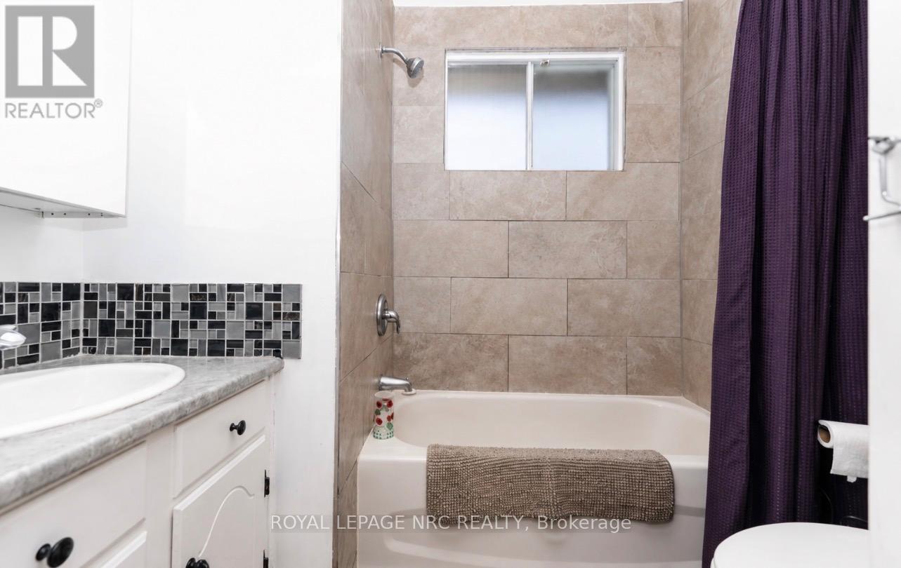 6128 Strohan Street, Niagara Falls, Ontario  L2J 3J4 - Photo 24 - X13423656