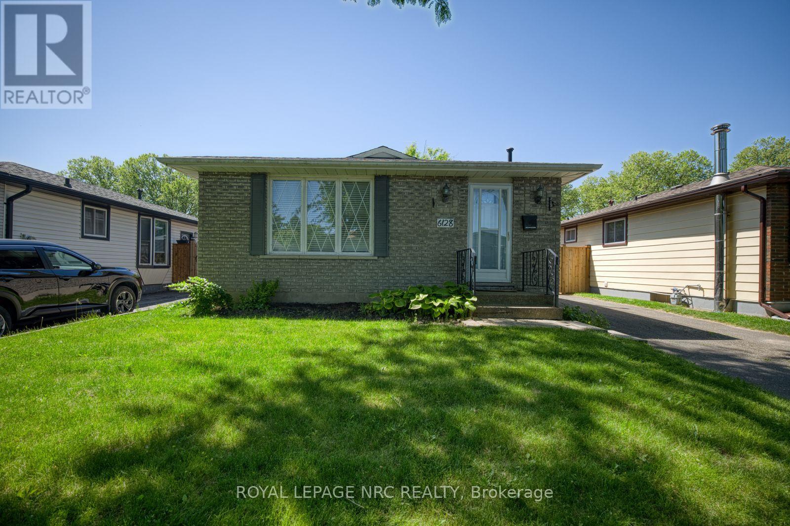 6128 Strohan Street, Niagara Falls, Ontario  L2J 3J4 - Photo 4 - X13423656