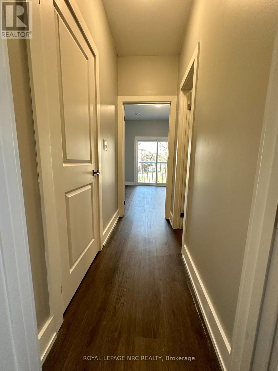 Upper - 58 Griffith Street, Welland, Ontario  L3B 4G6 - Photo 13 - X13423668
